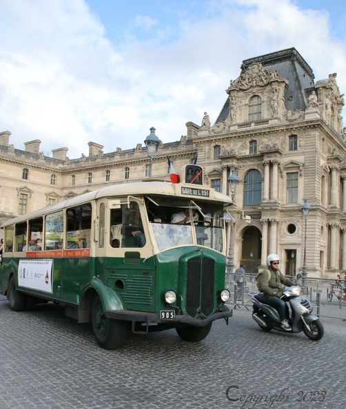 Louvre.JPG